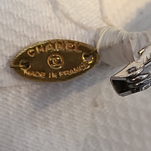 Chanel Camellia Textile Corsage - Picture 2 of 14